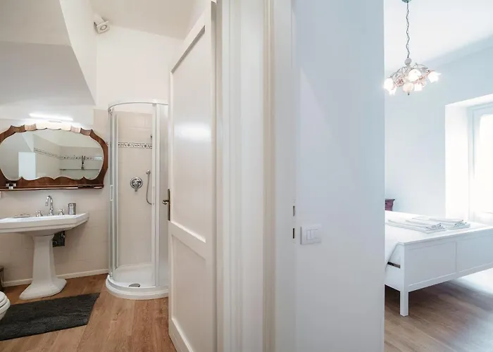 The Lemon Tree House - Center * בלאג'יו